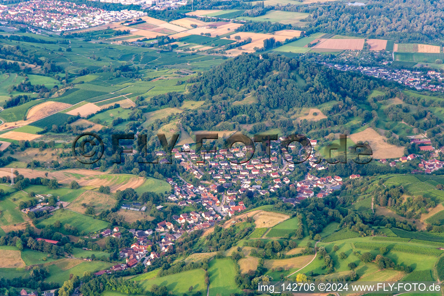 Vue aérienne de Du nord-est à le quartier Zell in Bensheim dans le département Hesse, Allemagne