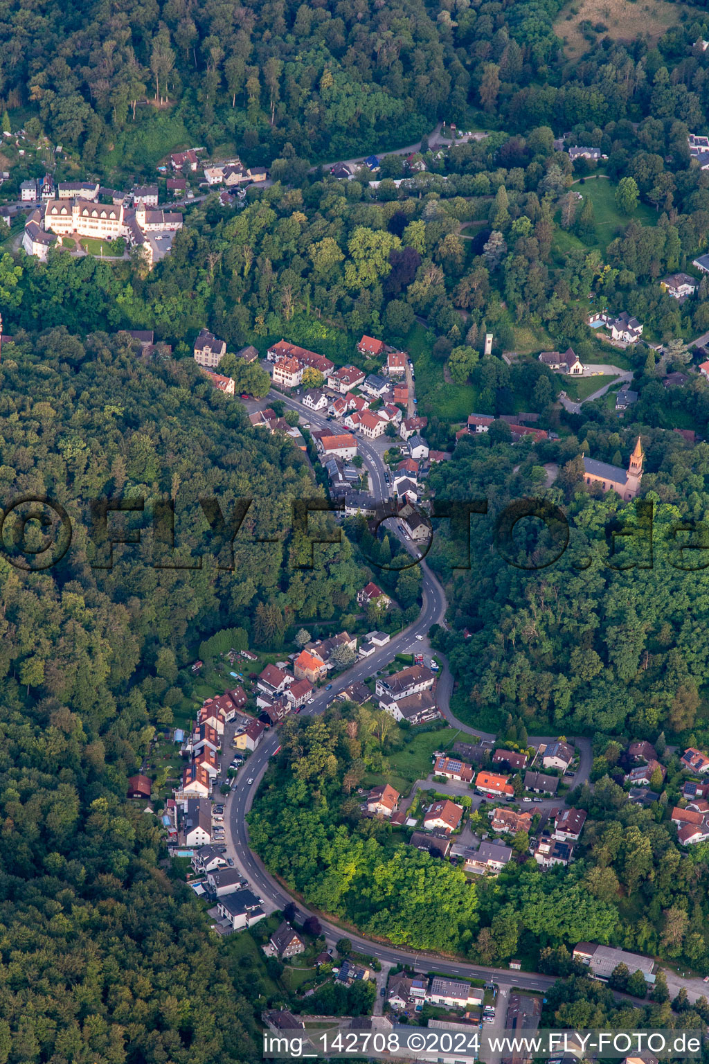 Vue aérienne de ConO à le quartier Schönberg in Bensheim dans le département Hesse, Allemagne