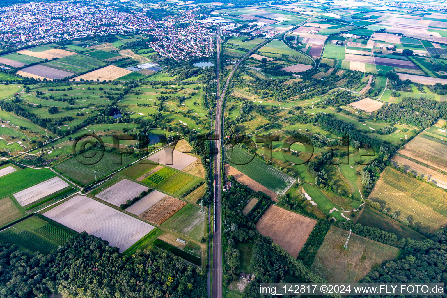 Photographie aérienne de Parc de golf du Kurpfalz à Schifferstadt dans le département Rhénanie-Palatinat, Allemagne