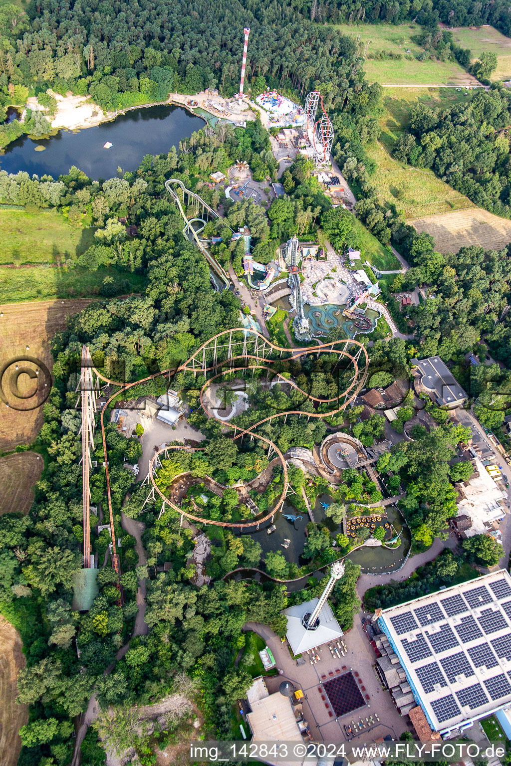 Photographie aérienne de BigFM Expedition GeForce dans un parc de vacances en Allemagne à Haßloch dans le département Rhénanie-Palatinat, Allemagne