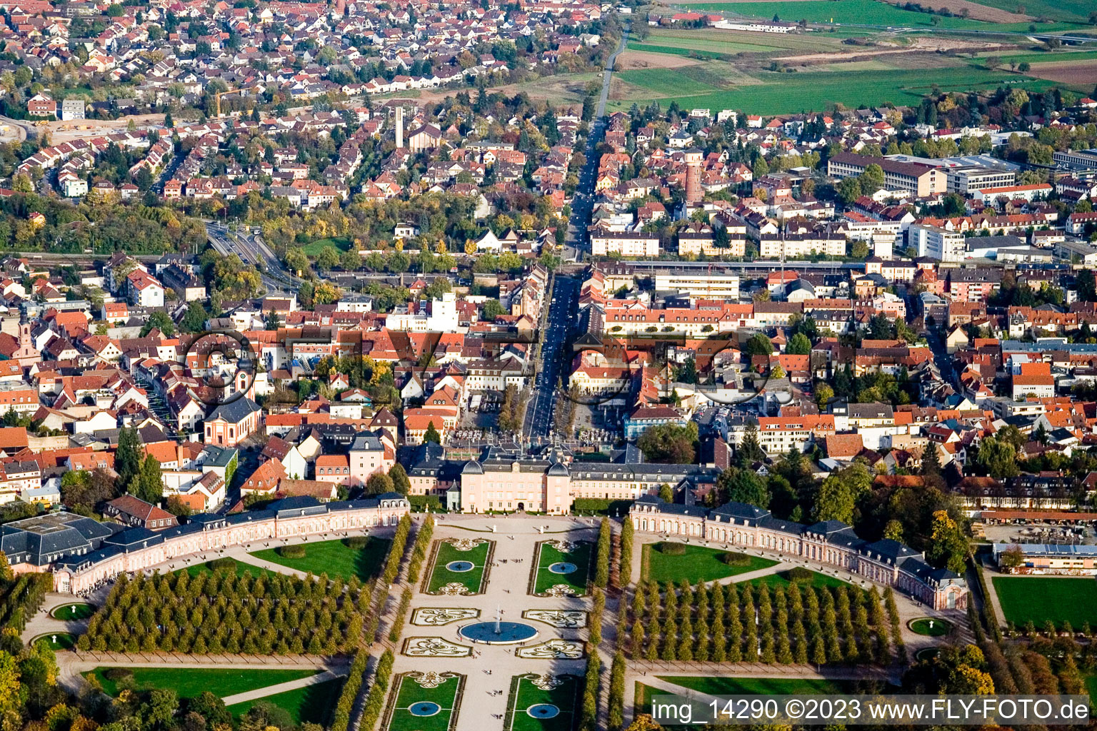 Photographie aérienne de Schwetzingen dans le département Bade-Wurtemberg, Allemagne