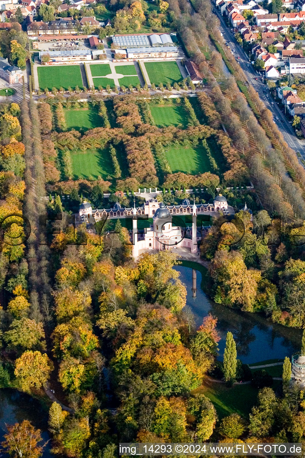 Schwetzingen dans le département Bade-Wurtemberg, Allemagne d'en haut