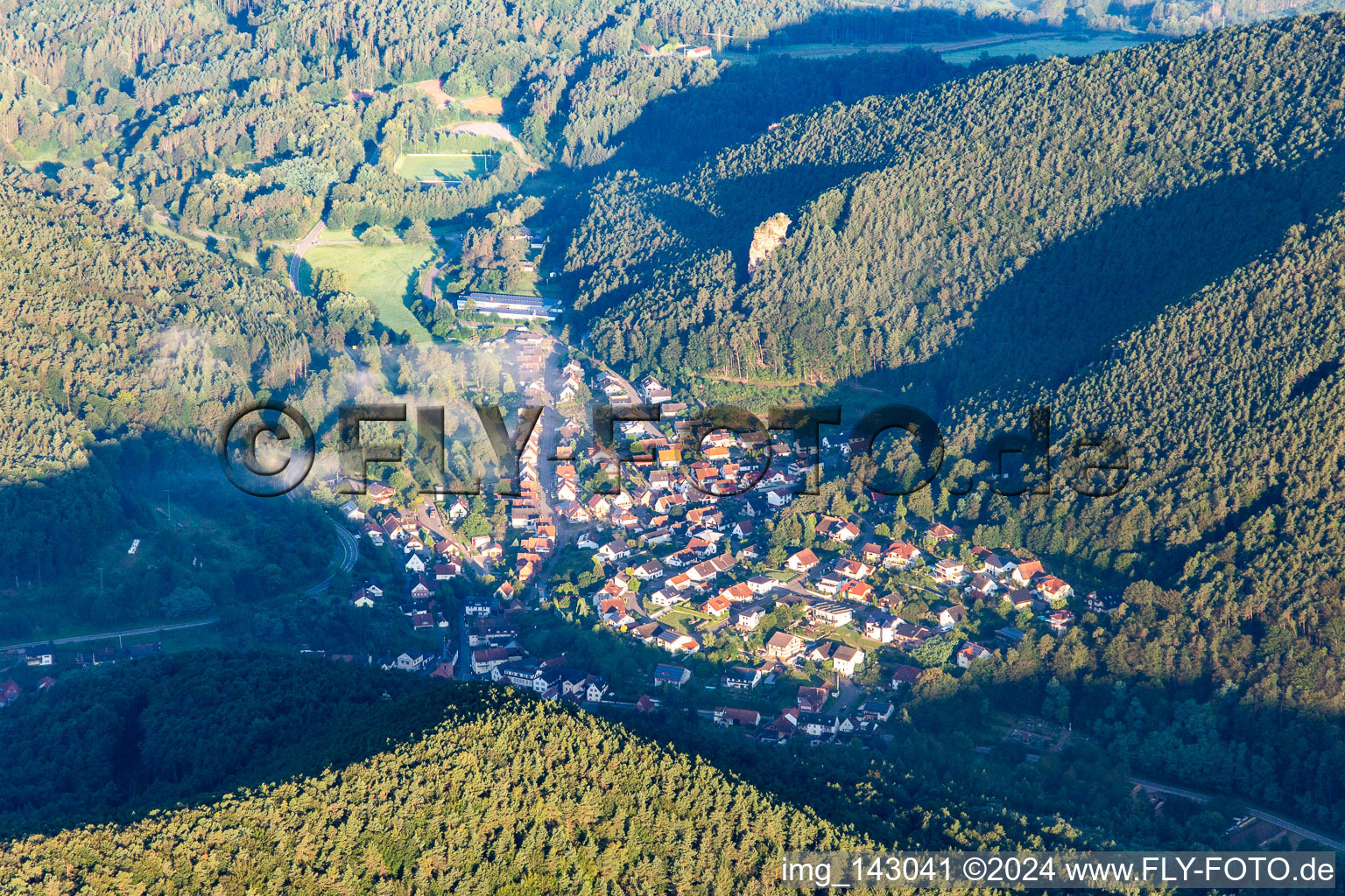 Vue aérienne de De l'est à Lug dans le département Rhénanie-Palatinat, Allemagne