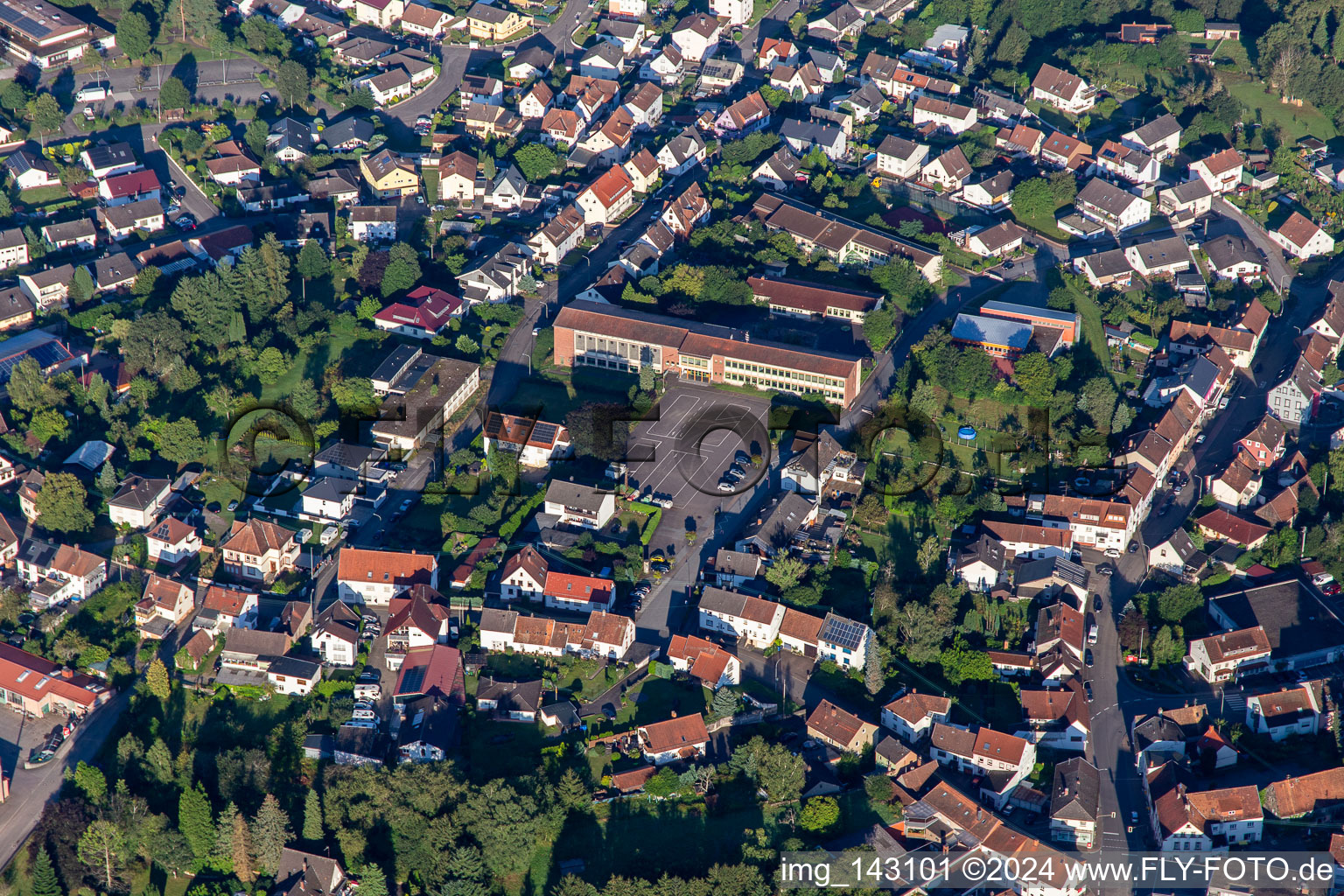 Vue aérienne de De l'est à Lemberg dans le département Rhénanie-Palatinat, Allemagne