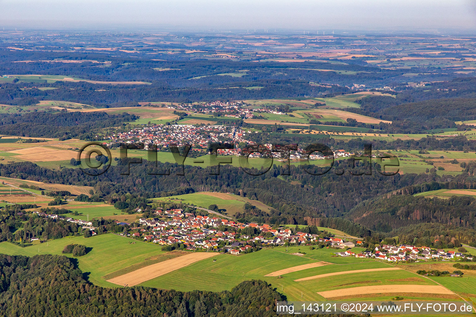 Vue aérienne de De l'est à Obersimten dans le département Rhénanie-Palatinat, Allemagne