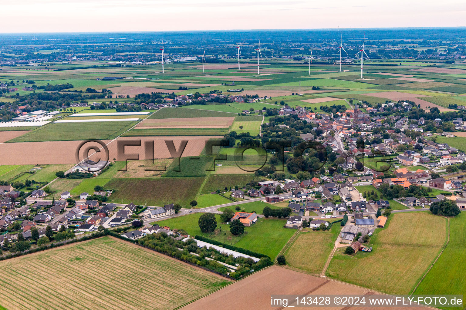 Vue aérienne de Ville du sud à le quartier Selsten in Waldfeucht dans le département Rhénanie du Nord-Westphalie, Allemagne