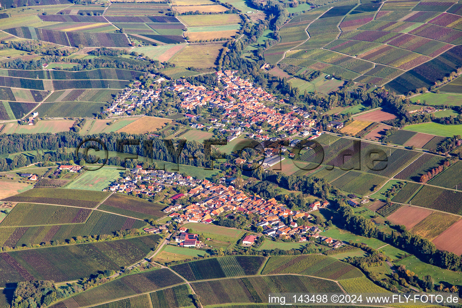 Vue aérienne de Villages du Klingbachtal à le quartier Klingen in Heuchelheim-Klingen dans le département Rhénanie-Palatinat, Allemagne