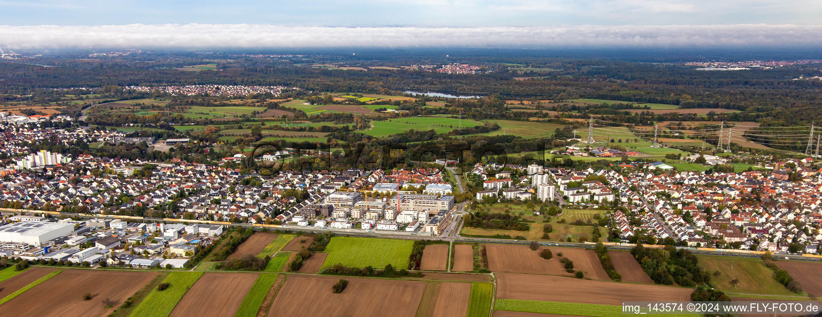 Vue aérienne de Villages sur la B36 à le quartier Mörsch in Rheinstetten dans le département Bade-Wurtemberg, Allemagne