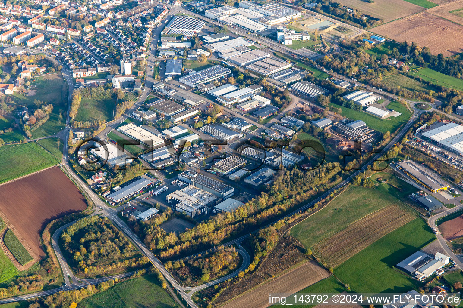 Vue aérienne de Zone industrielle de Rheinstr à Pirmasens dans le département Rhénanie-Palatinat, Allemagne