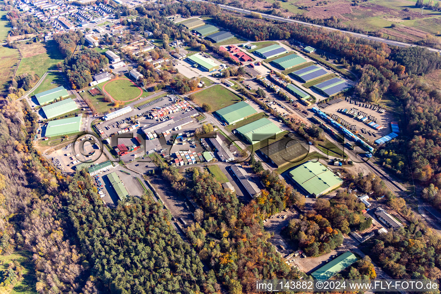 Vue aérienne de Dépôt militaire américain Miesau CDC et dépôt de munitions Europe - Miesau à le quartier Vogelbach in Bruchmühlbach-Miesau dans le département Rhénanie-Palatinat, Allemagne