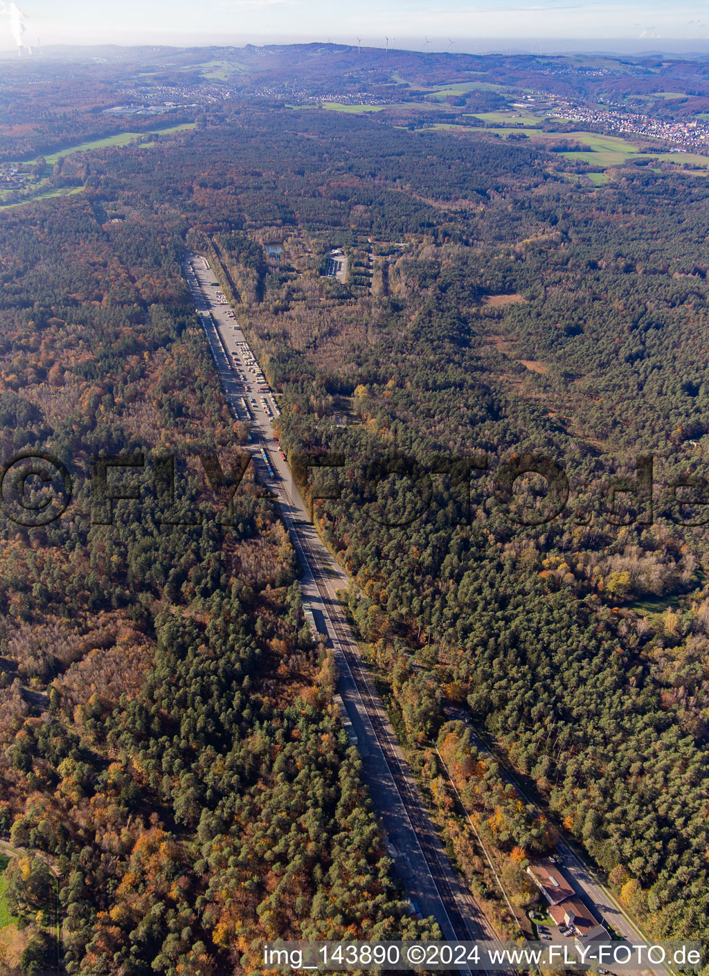 Vue aérienne de Rampes de chargement ferroviaire pour le dépôt militaire américain Miesau CDC et le dépôt de munitions Europe - Miesau à le quartier Vogelbach in Bruchmühlbach-Miesau dans le département Rhénanie-Palatinat, Allemagne