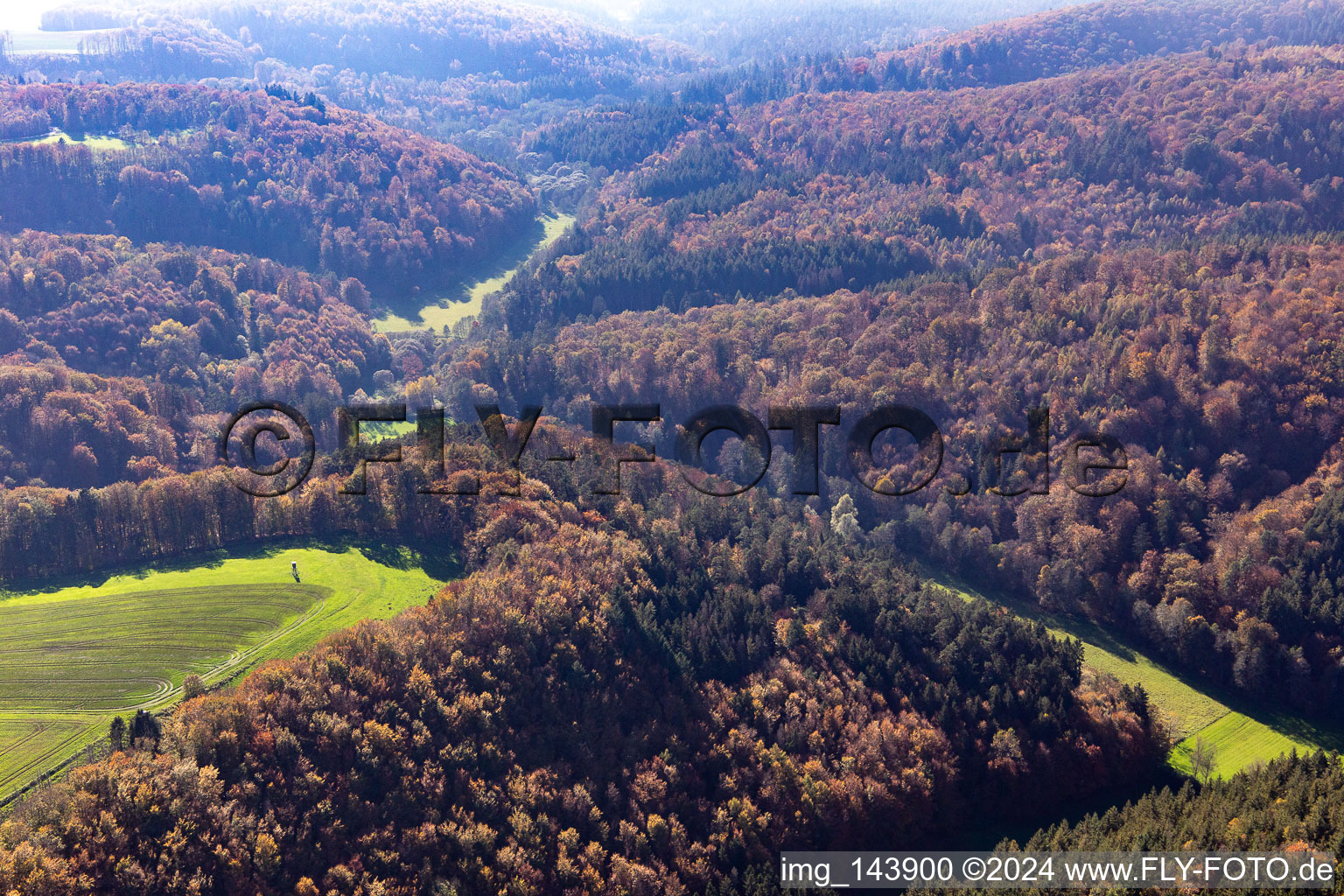 Vue aérienne de Vallée de Lambsbach et Schobach Auen à Bechhofen dans le département Rhénanie-Palatinat, Allemagne