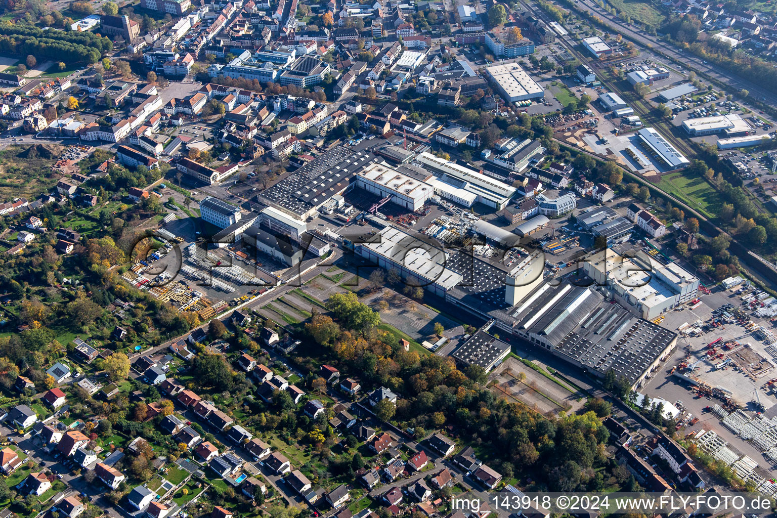 Vue aérienne de Tadano Europe à le quartier Bubenhausen in Zweibrücken dans le département Rhénanie-Palatinat, Allemagne