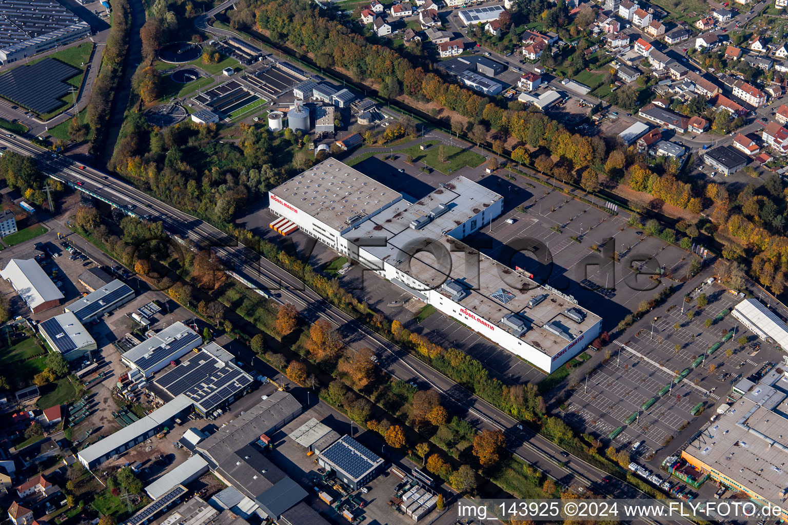Vue aérienne de MÖBEL MARTIN Zweibrücken et EN MAGASIN Zweibrücken à le quartier Ernstweiler in Zweibrücken dans le département Rhénanie-Palatinat, Allemagne