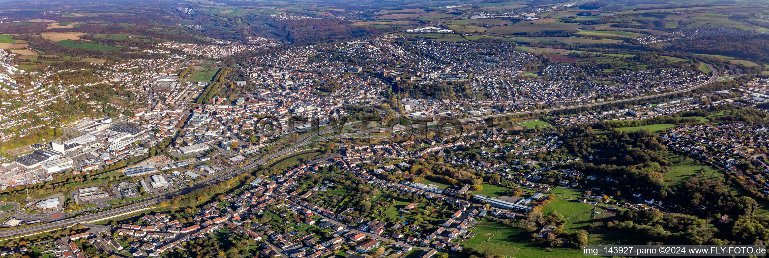 Vue aérienne de Vue d'ensemble à le quartier Bubenhausen in Zweibrücken dans le département Rhénanie-Palatinat, Allemagne