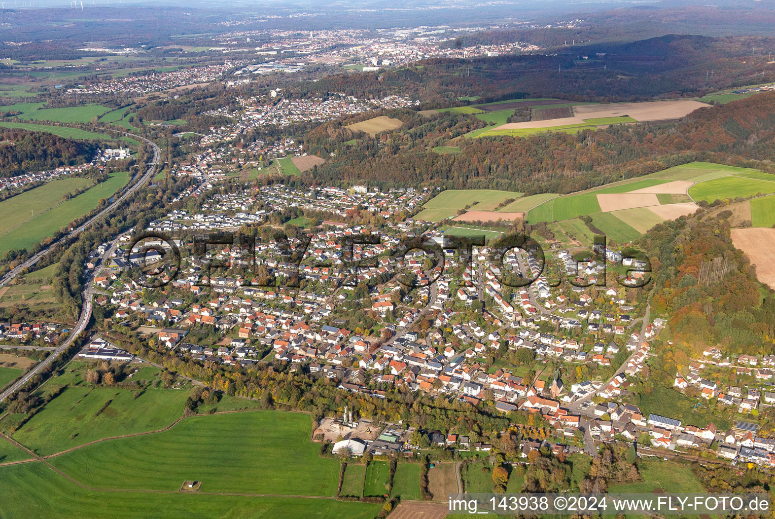 Vue aérienne de Ville du sud à le quartier Einöd in Homburg dans le département Sarre, Allemagne