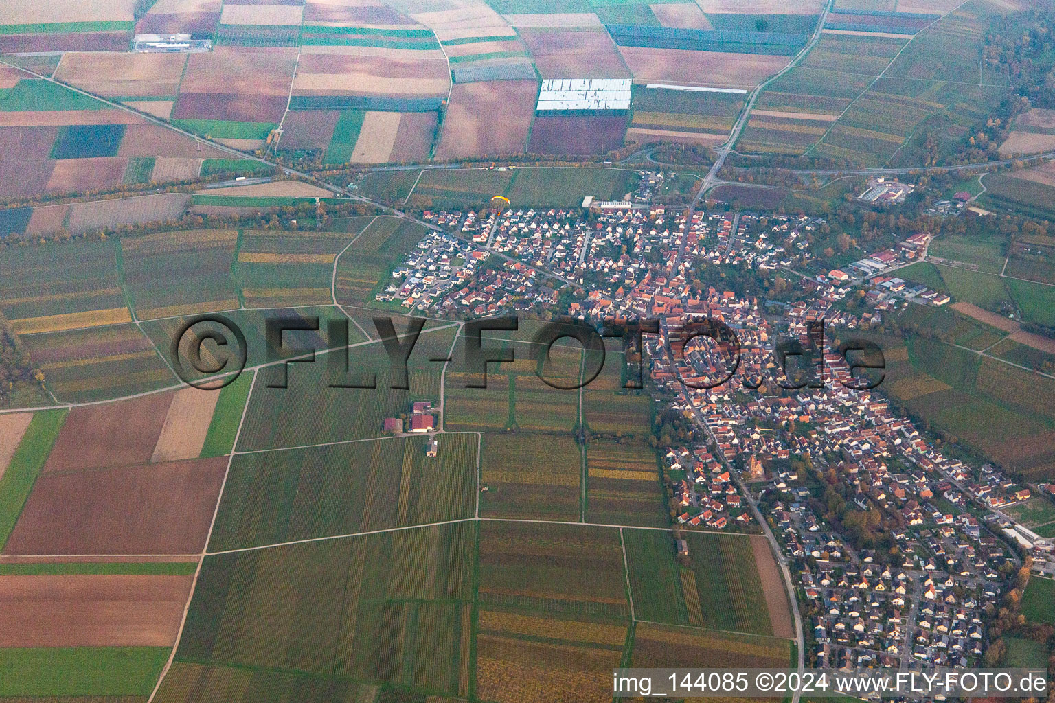 Vue aérienne de De l'ouest à Insheim dans le département Rhénanie-Palatinat, Allemagne