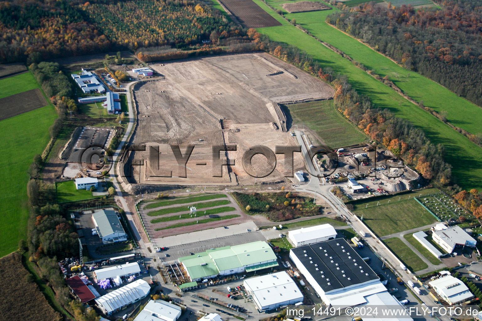 Vue aérienne de Nouveau chantier dans la zone industrielle de Horst pour Friedrich random GmbH & Co. KG Société de transport internationale dans la zone industrielle de Horst à le quartier Minderslachen in Kandel dans le département Rhénanie-Palatinat, Allemagne