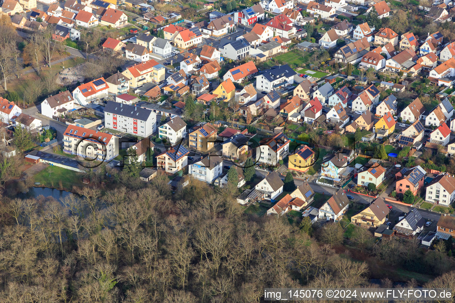Rue Elsässer à Kandel dans le département Rhénanie-Palatinat, Allemagne d'en haut