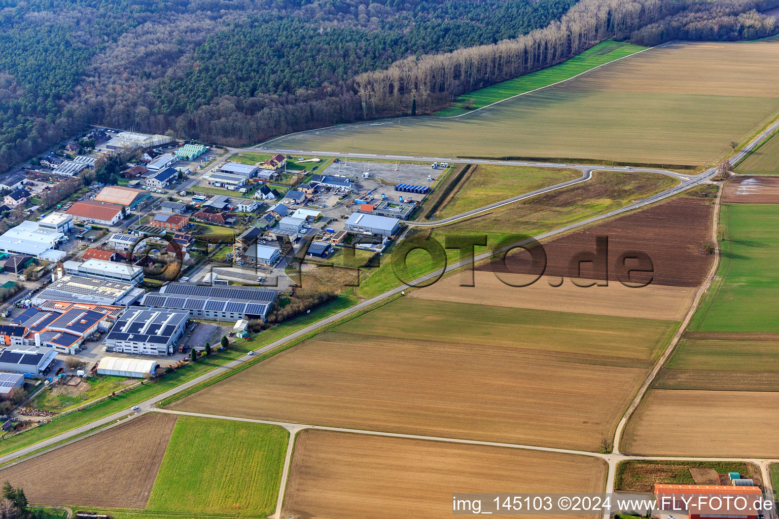 Vue aérienne de Nouvel accès à la zone commerciale Im Gereut à Hatzenbühl dans le département Rhénanie-Palatinat, Allemagne
