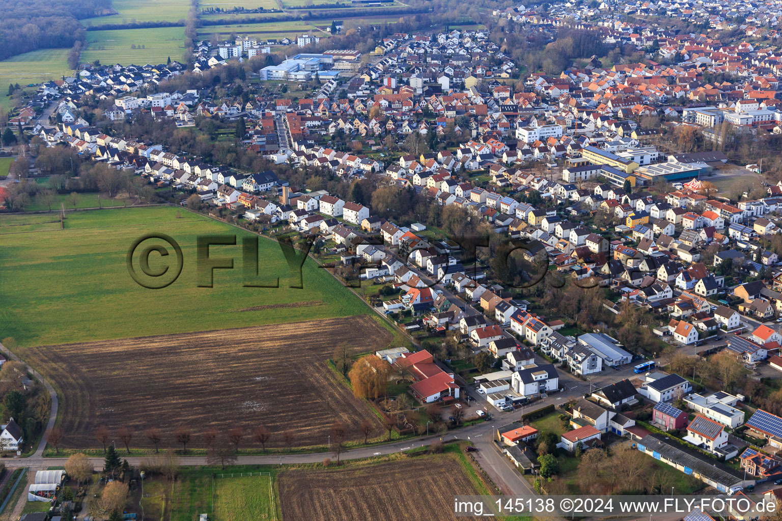 Vue aérienne de Kettelestr à Herxheim bei Landau dans le département Rhénanie-Palatinat, Allemagne