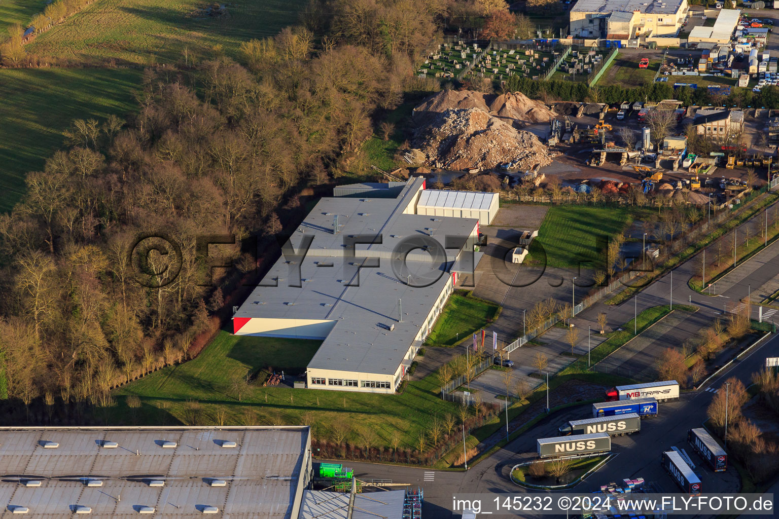 Vue aérienne de Thermo Fisher sur Erlenbachweg à le quartier Minderslachen in Kandel dans le département Rhénanie-Palatinat, Allemagne