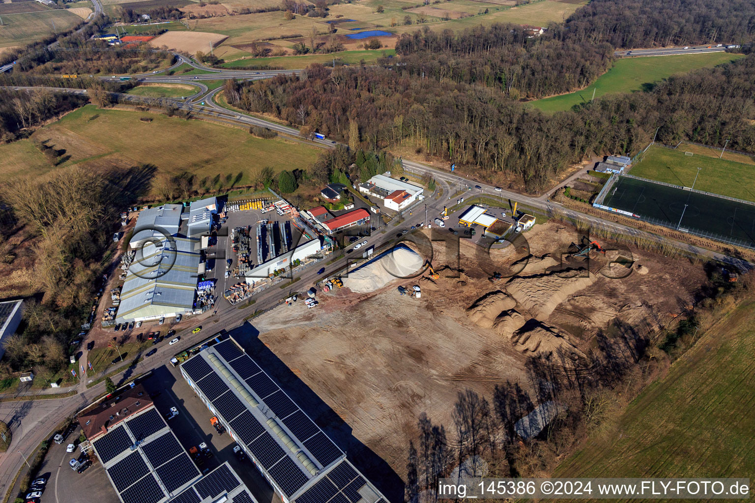 Chantier de construction pour le développement du nouveau parc logistique de HANSAINVEST et DFI-Real-Estte Kandel après la démolition du marché OBI à le quartier Minderslachen in Kandel dans le département Rhénanie-Palatinat, Allemagne d'en haut