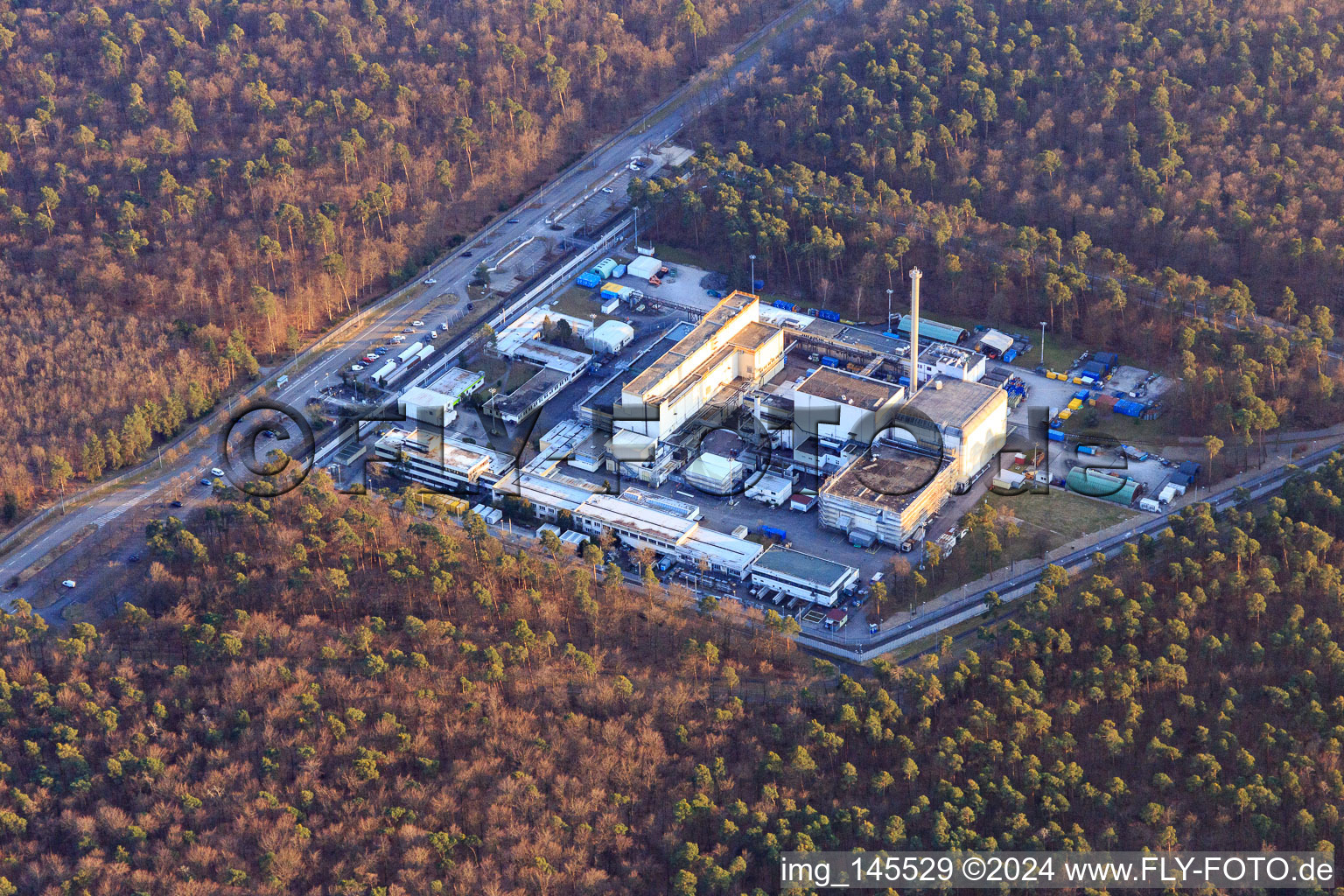 Vue aérienne de L'usine de retraitement de Karlsruhe (WAK) en cours de démantèlement à Linkenheim-Hochstetten dans le département Bade-Wurtemberg, Allemagne