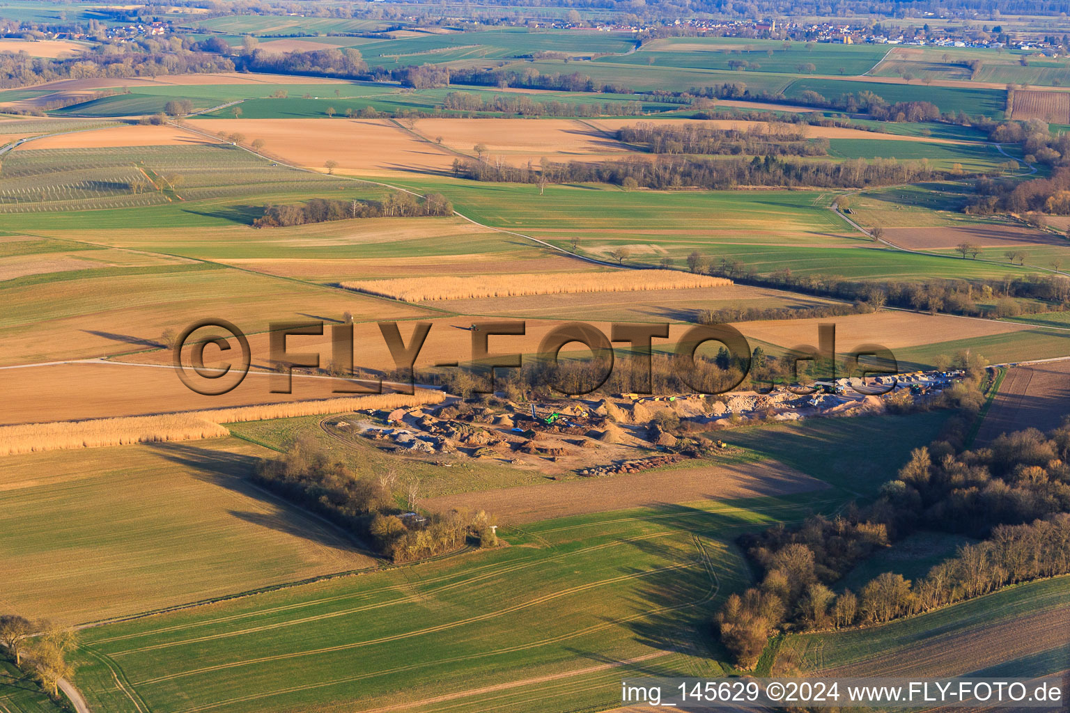 Vue aérienne de Ernst Semar GmbH Usine de recyclage et service de conteneurs à Oberotterbach dans le département Rhénanie-Palatinat, Allemagne