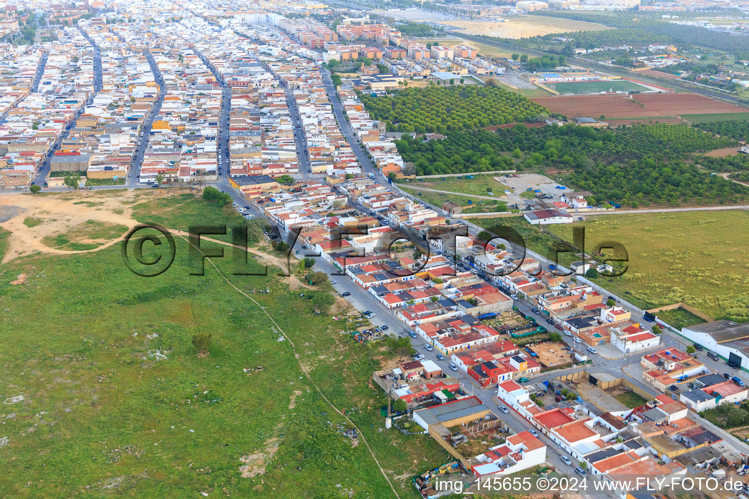 Vue aérienne de Développement résidentiel sur C. Manzanilla à Dos Hermanas dans le département Séville, Espagne