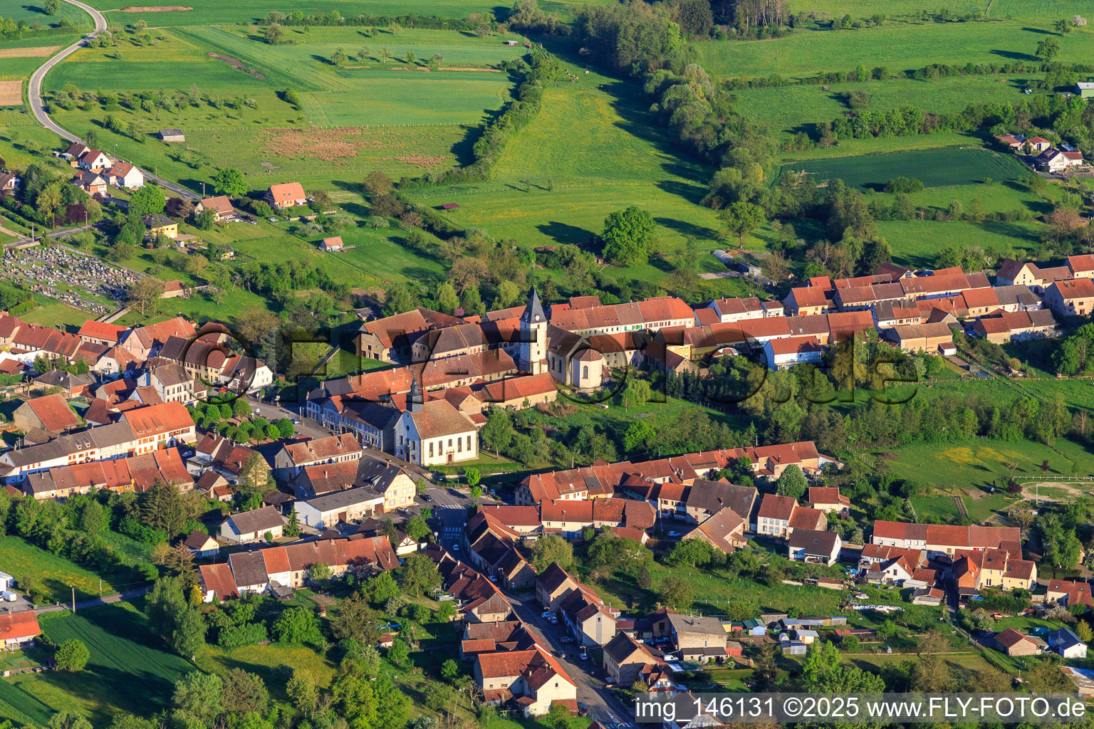 Vue aérienne de All. des Roses à Schopperten dans le département Bas Rhin, France