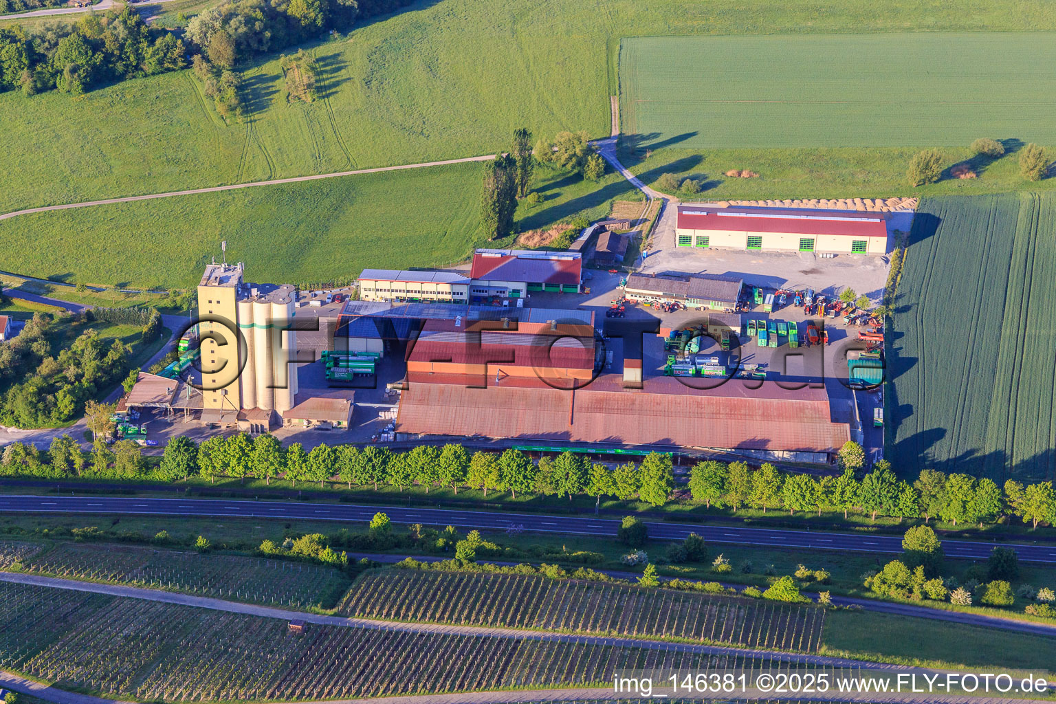 Vue aérienne de BAGeno Raiffeisen eG à le quartier Markelsheim in Bad Mergentheim dans le département Bade-Wurtemberg, Allemagne