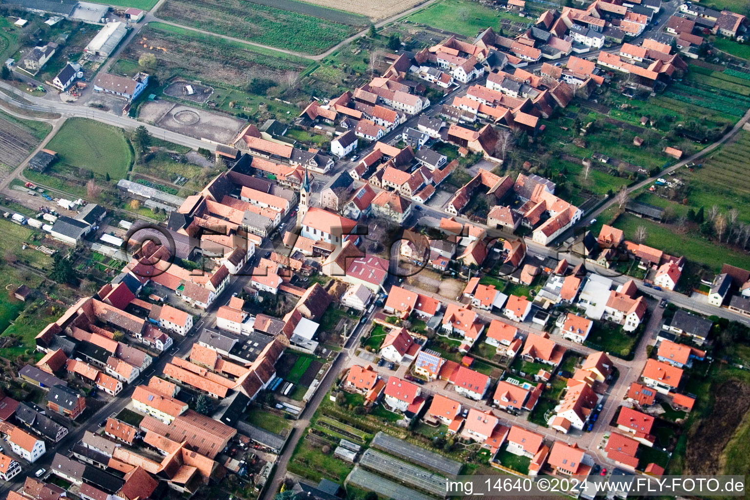 Photographie aérienne de Vue sur le village à Erlenbach bei Kandel dans le département Rhénanie-Palatinat, Allemagne