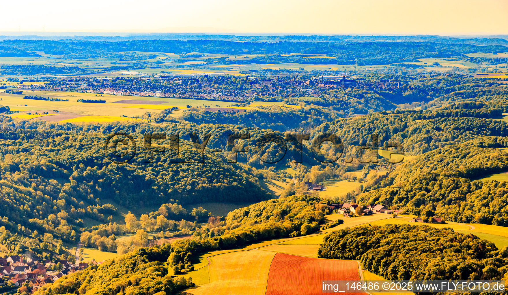 Vue aérienne de Vue de la ville depuis le nord-ouest à Rothenburg ob der Tauber dans le département Bavière, Allemagne