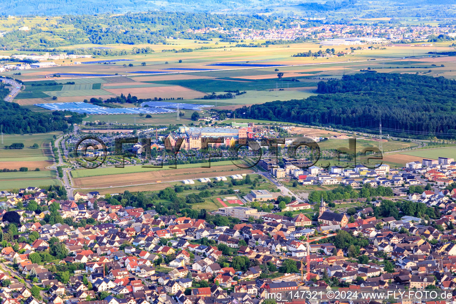 Vue aérienne de Vue de Rulantica depuis le sud-ouest d'Europa-Park Rust à Rust dans le département Bade-Wurtemberg, Allemagne