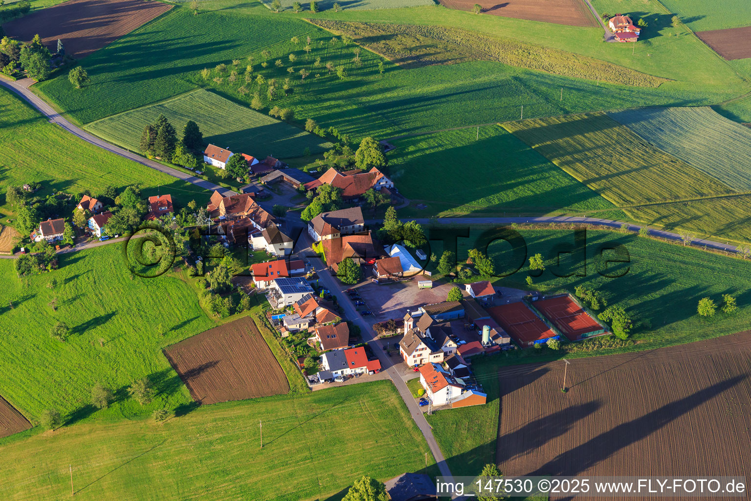 Vue aérienne de Quartier de Freihof à le quartier Ottoschwanden in Freiamt dans le département Bade-Wurtemberg, Allemagne