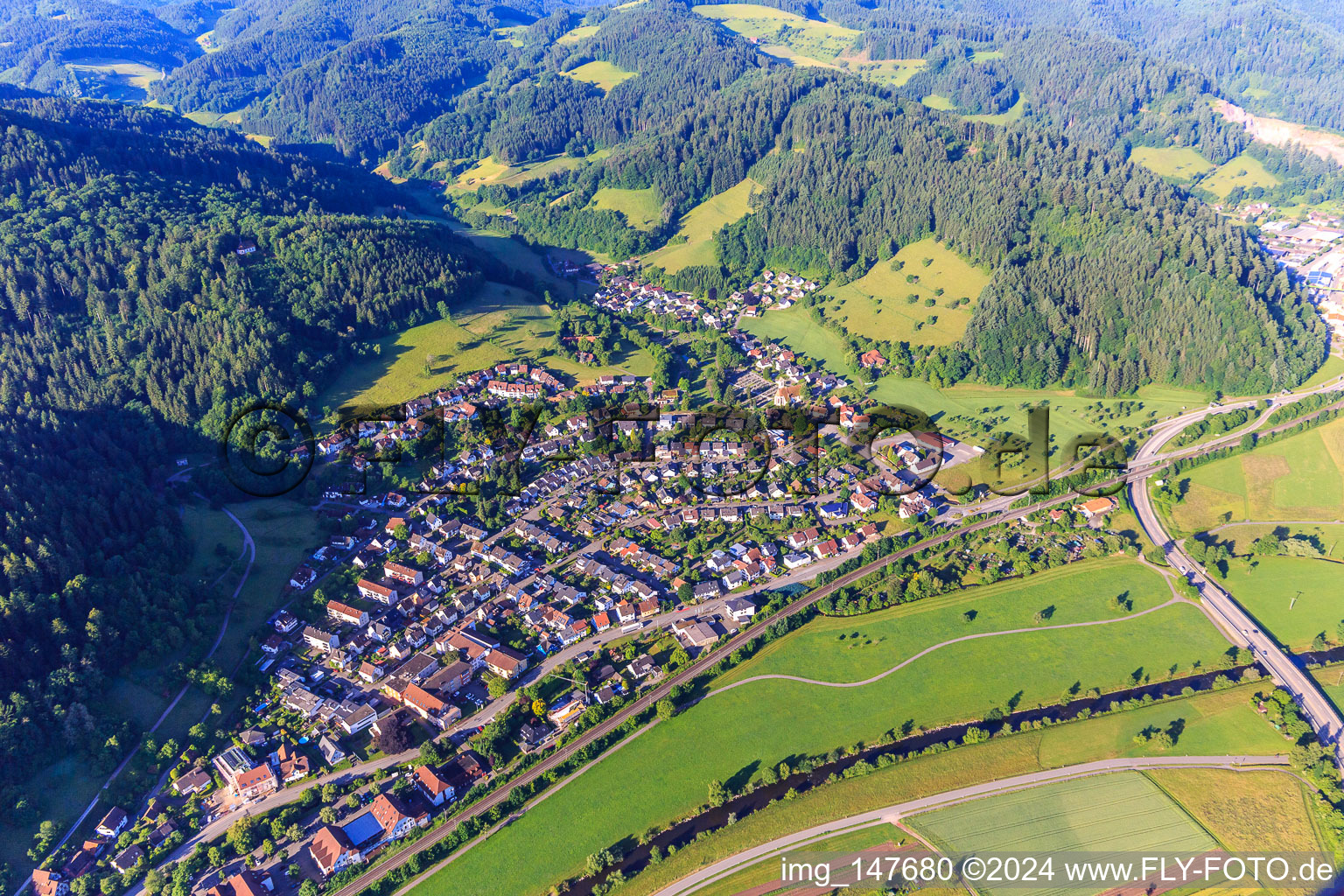 Photographie aérienne de Vue de la ville depuis le nord-est à Hausach dans le département Bade-Wurtemberg, Allemagne