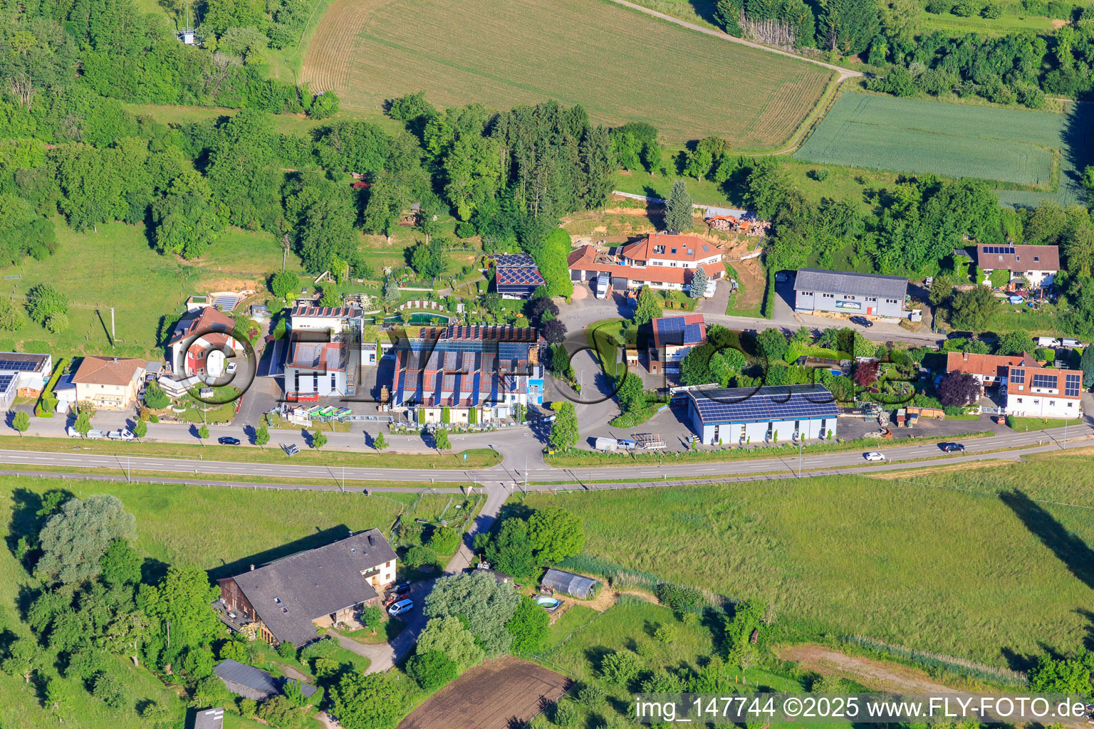 Vue aérienne de Traitement de la tôle Schmieheim GmbH, Ackermann Metallbau GmbH et Meier Spare Parts + Service à le quartier Schmieheim in Kippenheim dans le département Bade-Wurtemberg, Allemagne