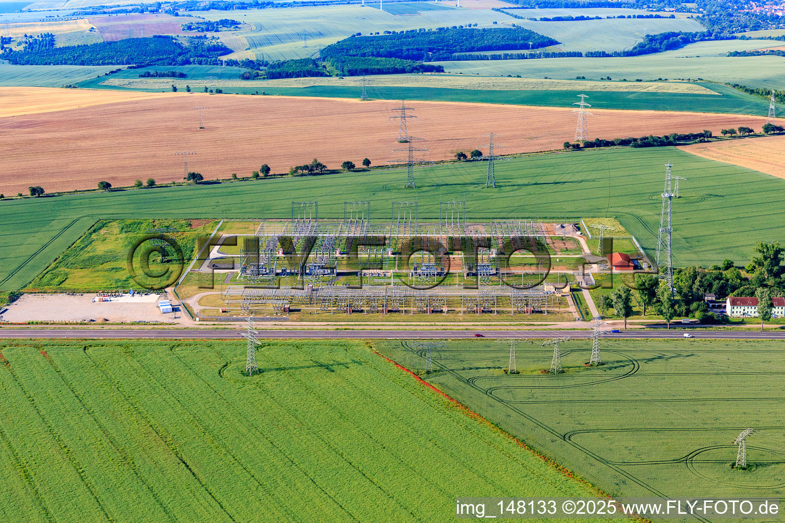 Vue aérienne de Sous-station sur Harzhochstr à Klostermansfeld dans le département Saxe-Anhalt, Allemagne