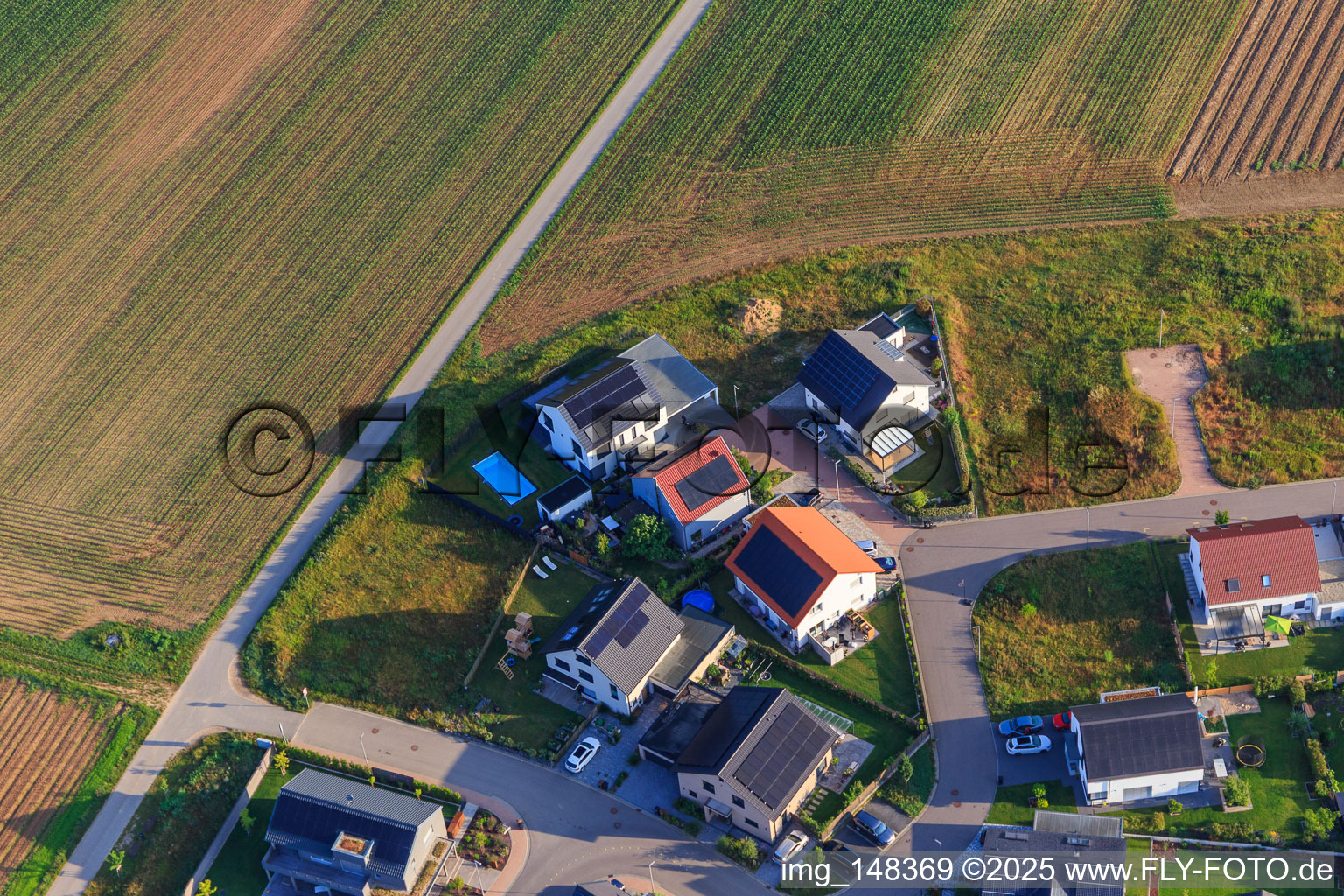 Nouvelle zone de développement K2 à Kandel dans le département Rhénanie-Palatinat, Allemagne depuis l'avion