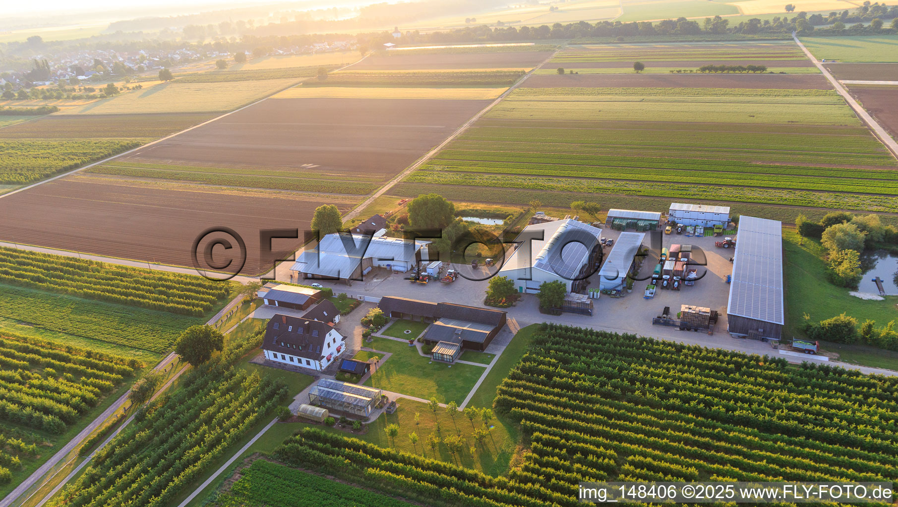 Jardin du fermier à Winden dans le département Rhénanie-Palatinat, Allemagne d'en haut