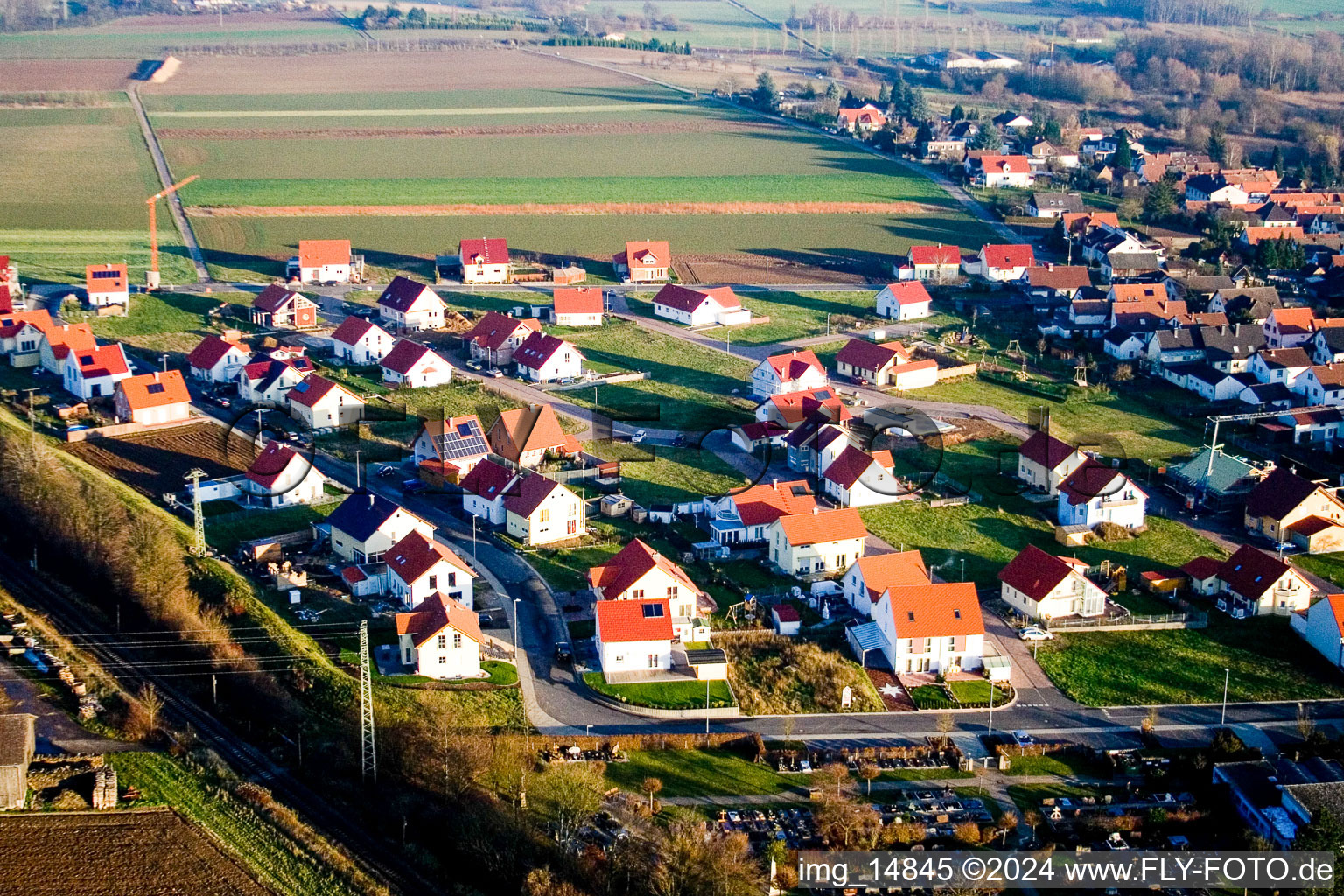 Vue d'oiseau de Quartier Schaidt in Wörth am Rhein dans le département Rhénanie-Palatinat, Allemagne