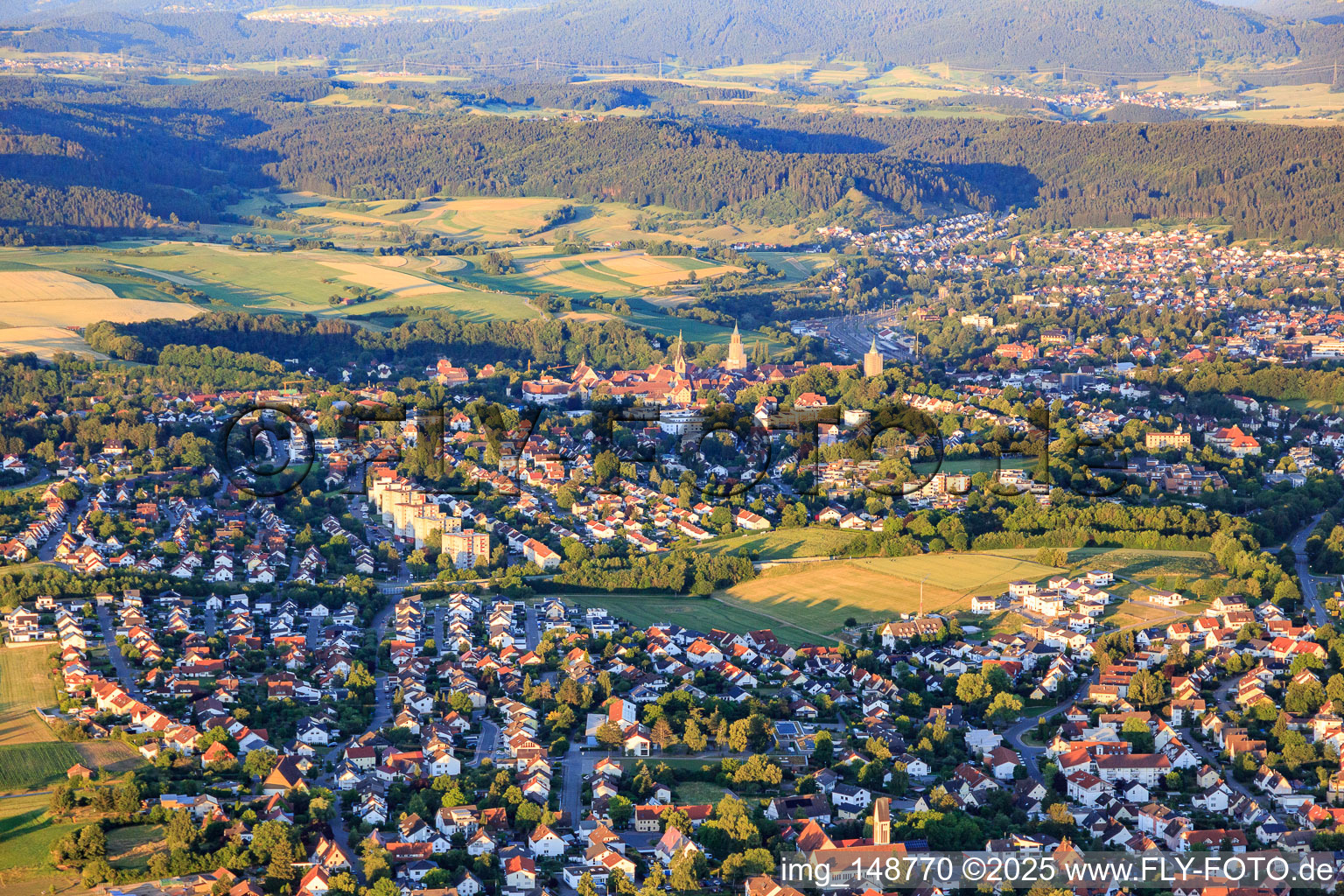 Vue aérienne de Vue de la ville depuis l'ouest à Rottweil dans le département Bade-Wurtemberg, Allemagne