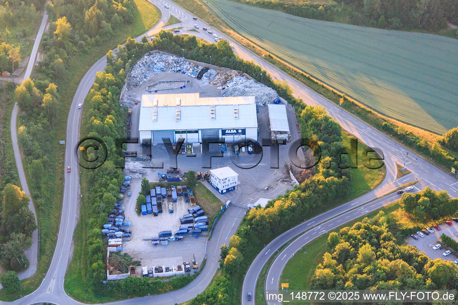 Vue aérienne de Entreprise d'élimination des déchets ALBA Süd GmbH & Co. KG à Zimmern ob Rottweil dans le département Bade-Wurtemberg, Allemagne