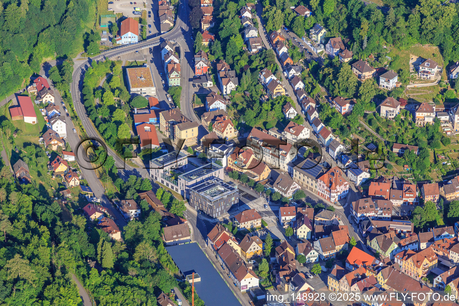 Vue aérienne de Implaneum – Clinique d'implantologie dentaire Dr. (R) Hopf + Collègues à Oberndorf am Neckar dans le département Bade-Wurtemberg, Allemagne