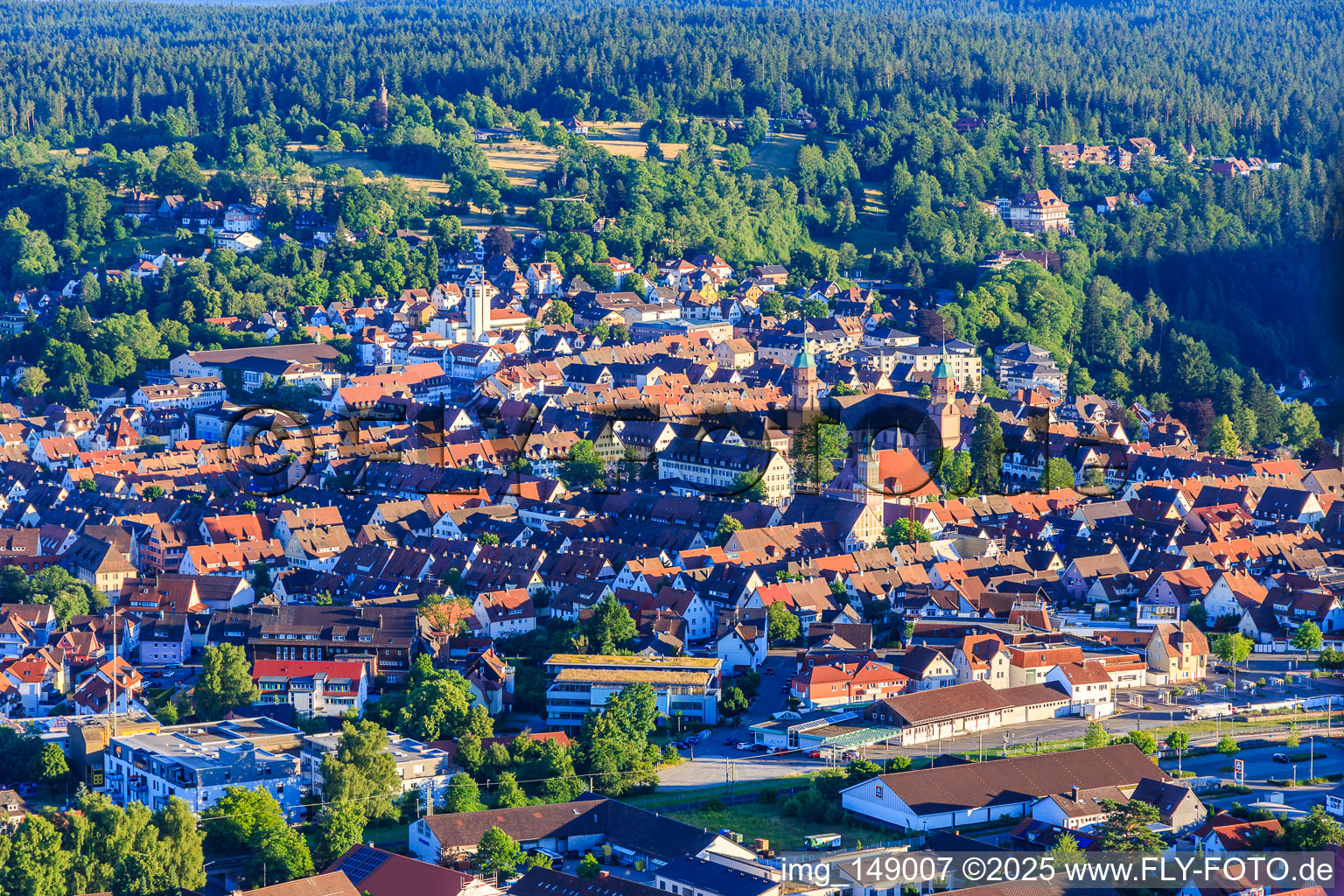 Vue aérienne de Centre-ville vu du nord-est à Freudenstadt dans le département Bade-Wurtemberg, Allemagne