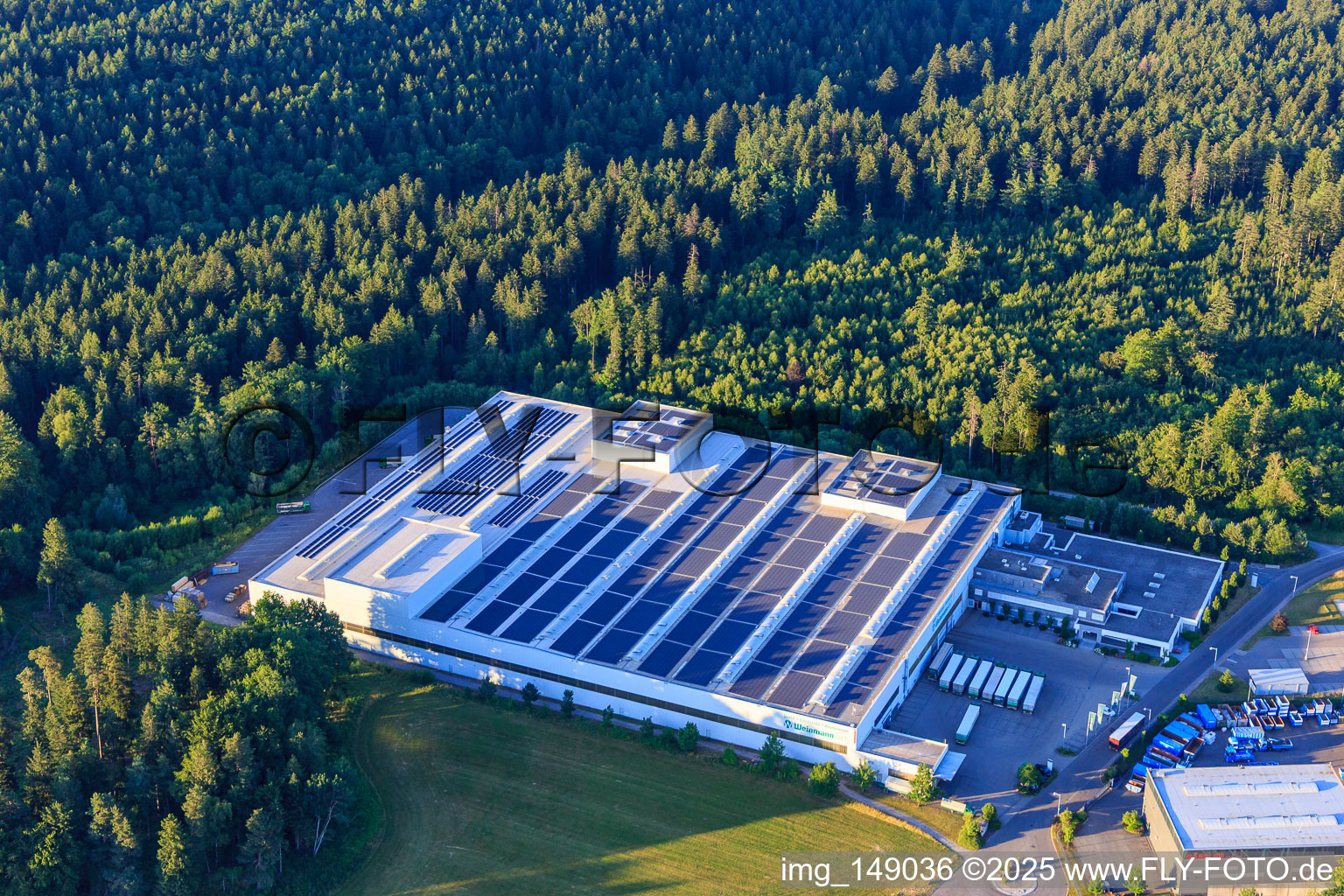 Photographie aérienne de Entreprise de négoce d'acier Weinmann Aach AG à Dornstetten dans le département Bade-Wurtemberg, Allemagne
