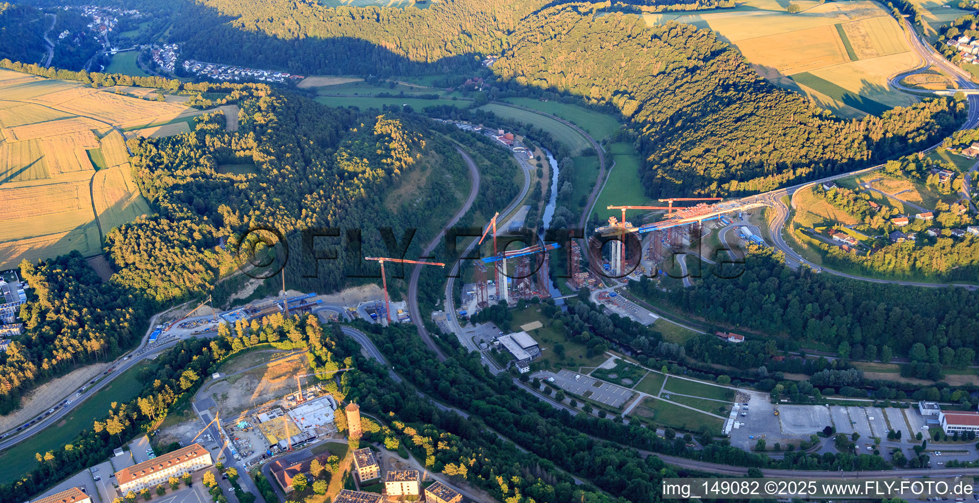 Photographie aérienne de Chantier de construction du pont supérieur du Neckartal Horb am Neckar pour traverser le Neckar pour la B32 / B28 à le quartier Nordstetten in Horb am Neckar dans le département Bade-Wurtemberg, Allemagne