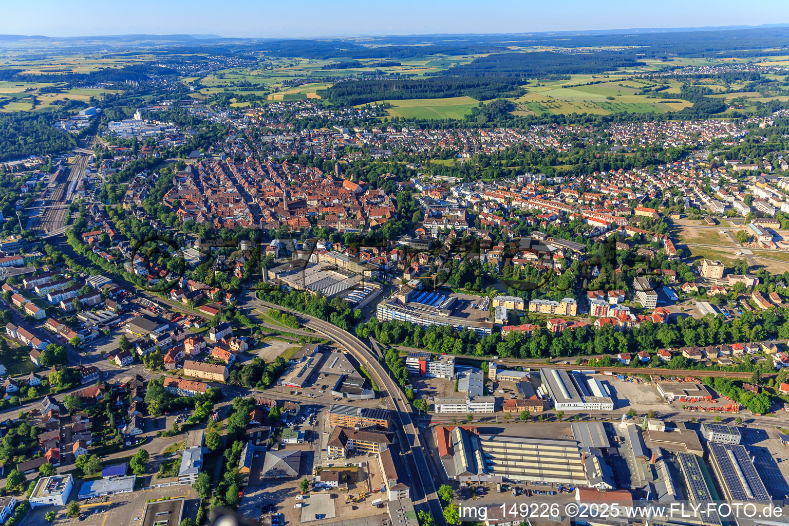 Vue aérienne de Vue d'ensemble de la ville depuis le nord à le quartier Villingen in Villingen-Schwenningen dans le département Bade-Wurtemberg, Allemagne