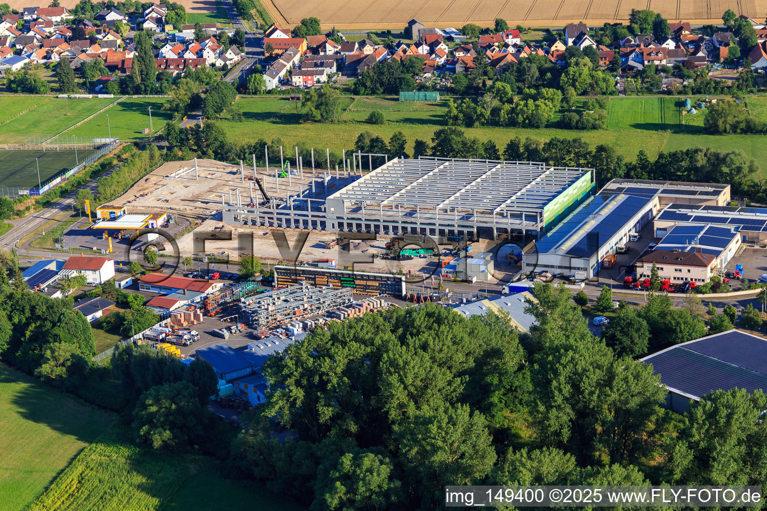 Chantier de construction du nouveau parc logistique de HANSAINVEST et DFI-Real-Estate Kandel après la démolition du marché OBI à le quartier Minderslachen in Kandel dans le département Rhénanie-Palatinat, Allemagne d'en haut